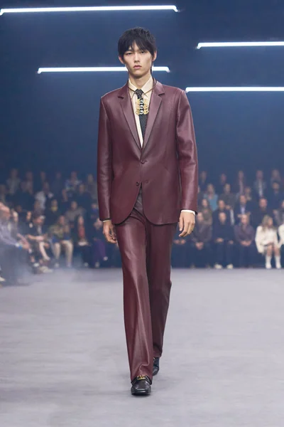 Look 65